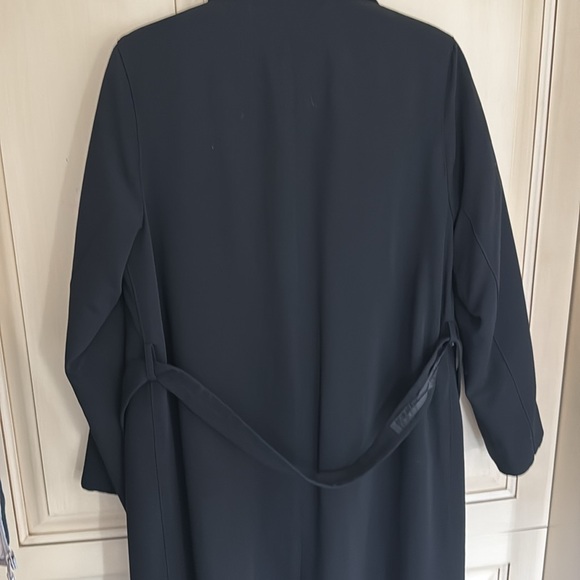 Long women Sanyo coat good condition size small - Picture 5 of 5